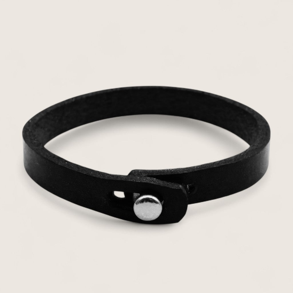 The Outrider – Flat Leather Bracelet