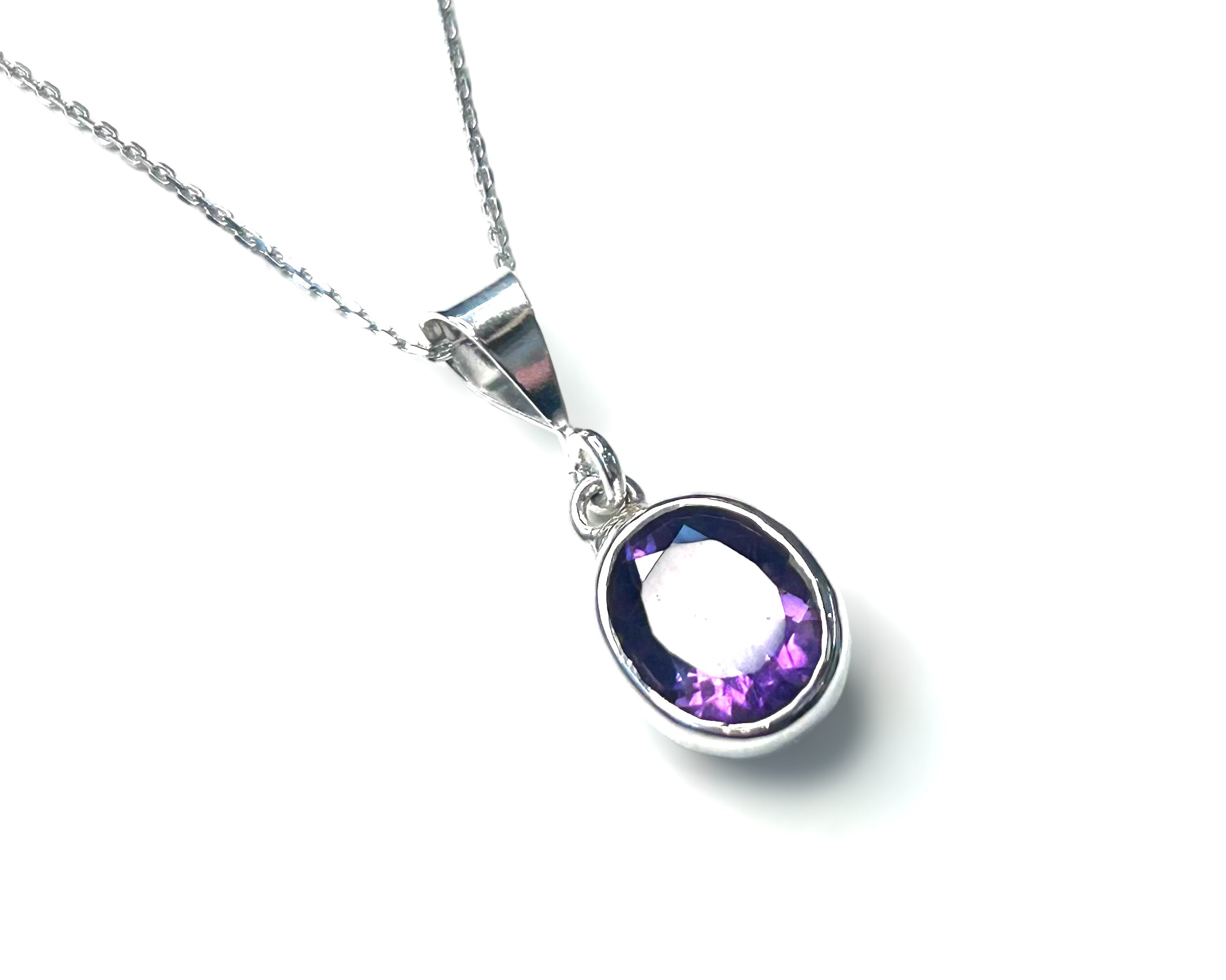 Oval shaped Gemstone Necklace