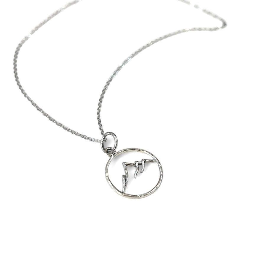 Outline Thin Mountain Necklace