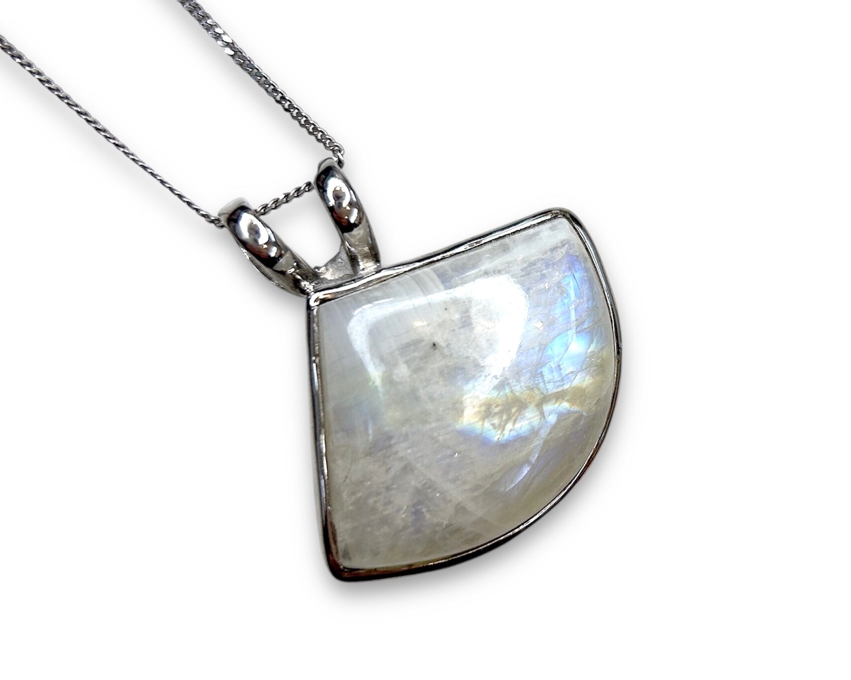 Fan Formed Gemstone Necklace