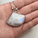 Fan Formed Gemstone Necklace