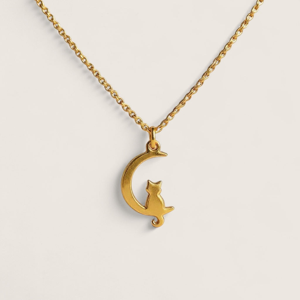 Moonlit Whiskers – Cat Necklace
