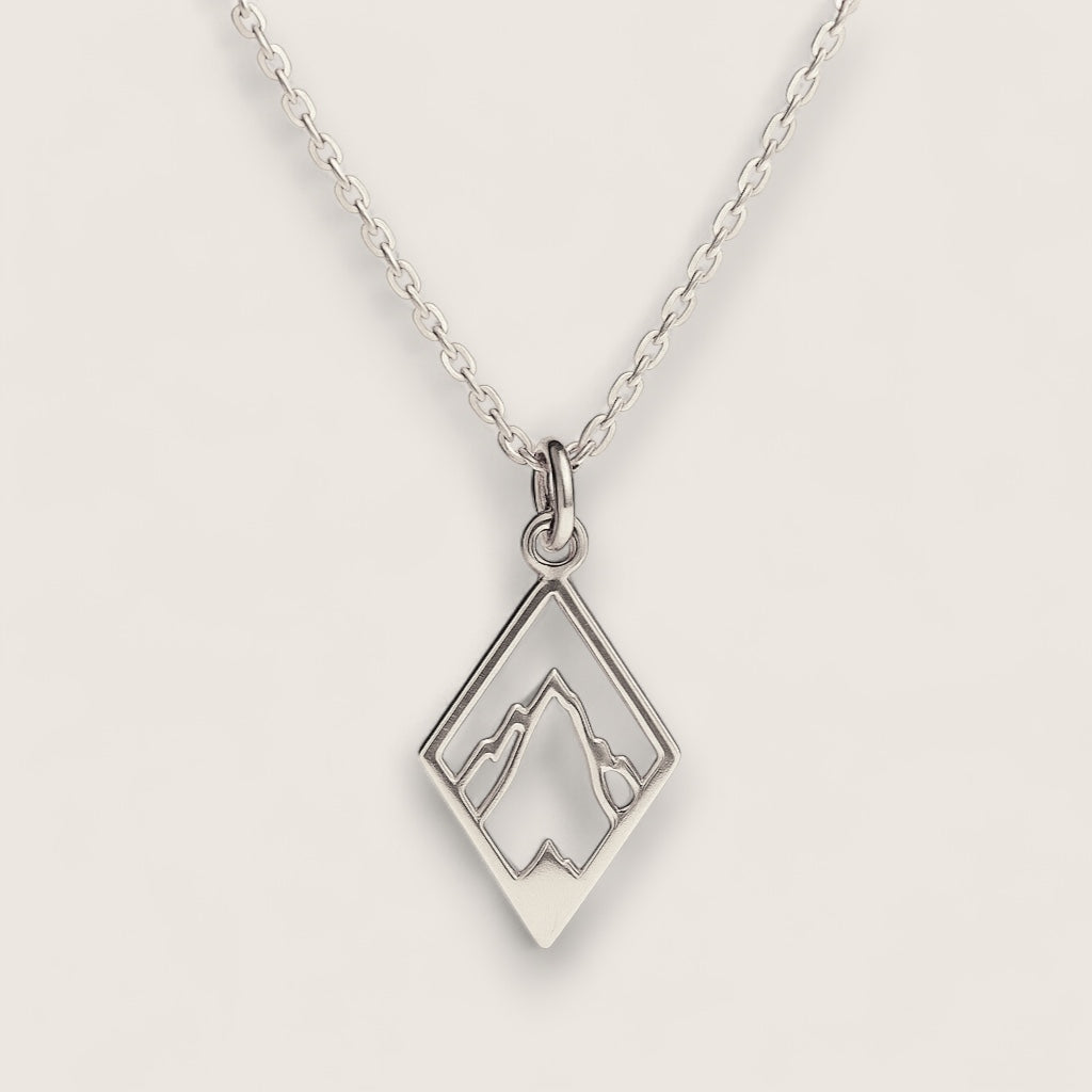 Summit View – Diamond Mountain Necklace