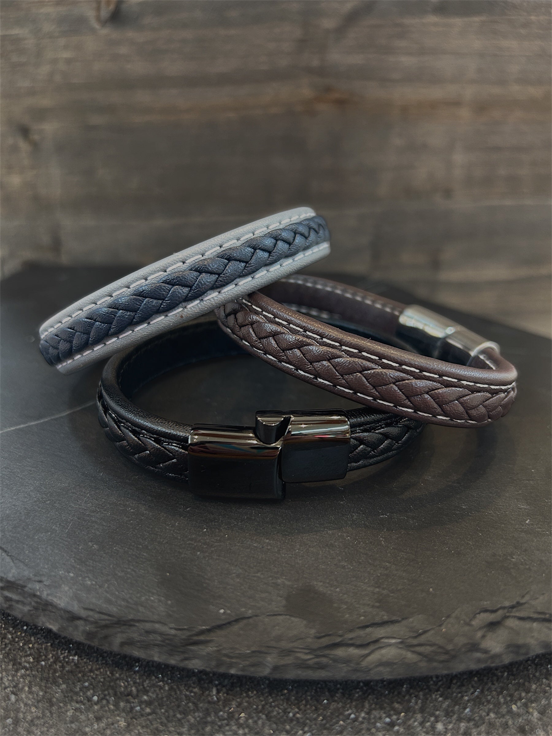 MENS LEATHER BRACELETS