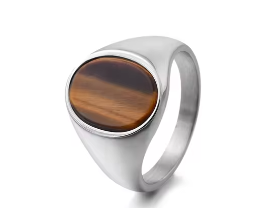 The Zenith – Oval Stone Signet Ring