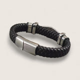 The Oathbinder – Valknut Leather Bracelet