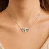 Infinite Embrace – Interlocking Hearts Necklace